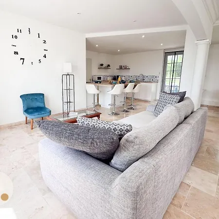 Holiday home Tranquiloue - - Puydufou